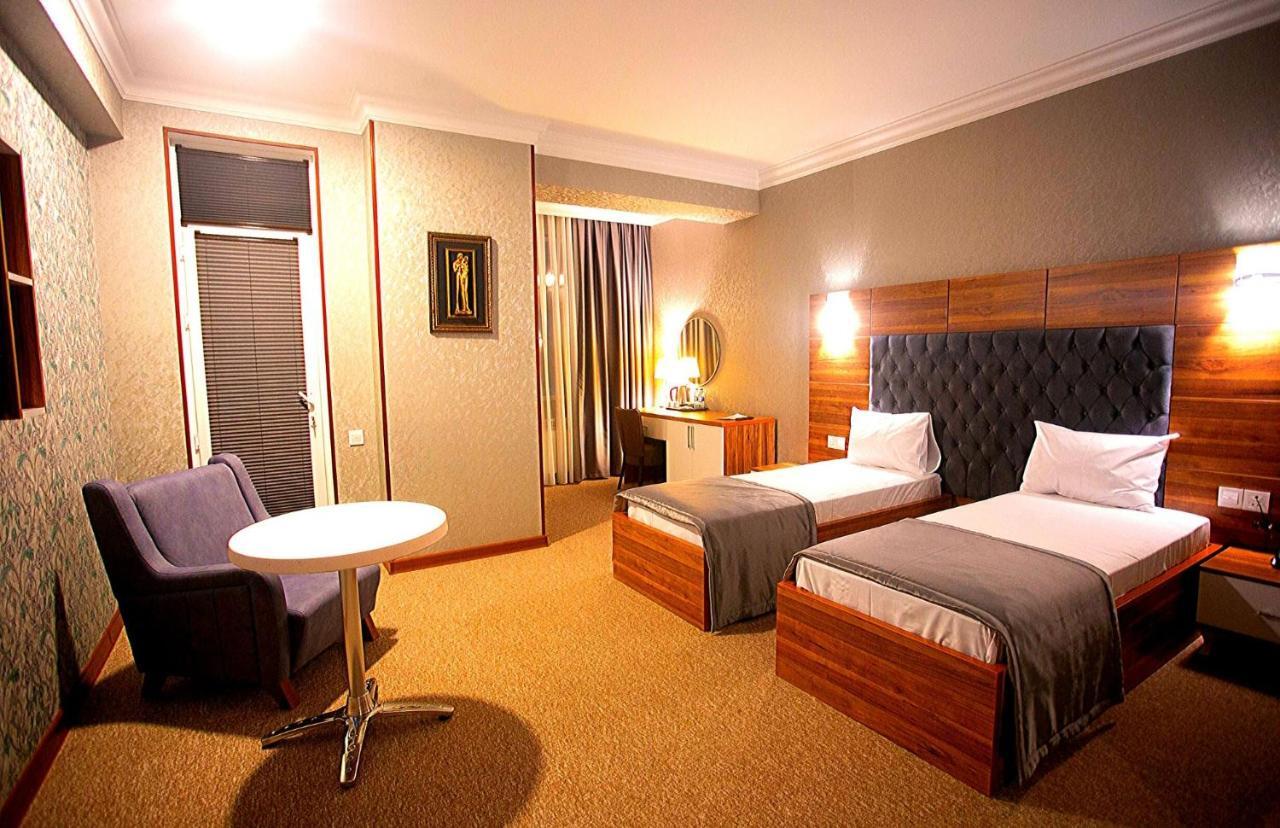 Royal Sapphire Hotel Баку Екстериор снимка